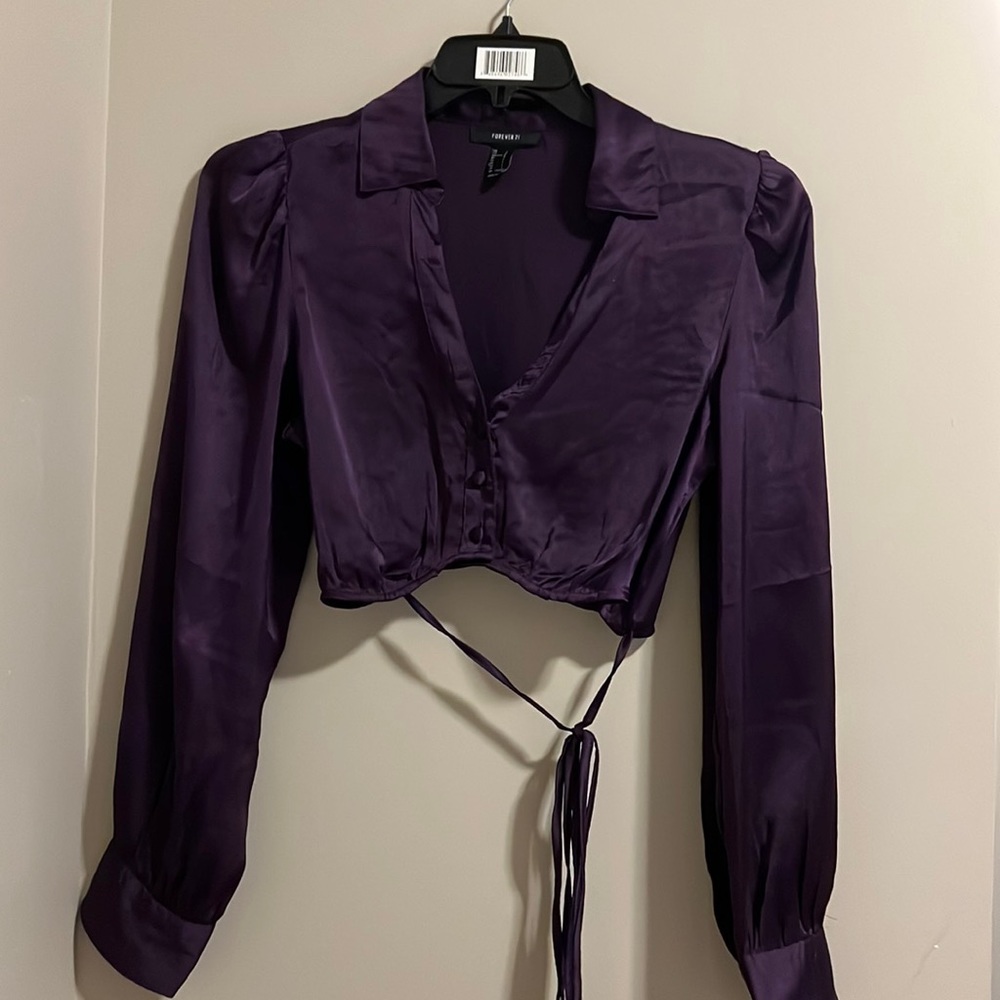 F21 long sleeve purple crop top size L